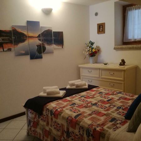 Appartamento Borgo Antico Oliveto Lario Extérieur photo