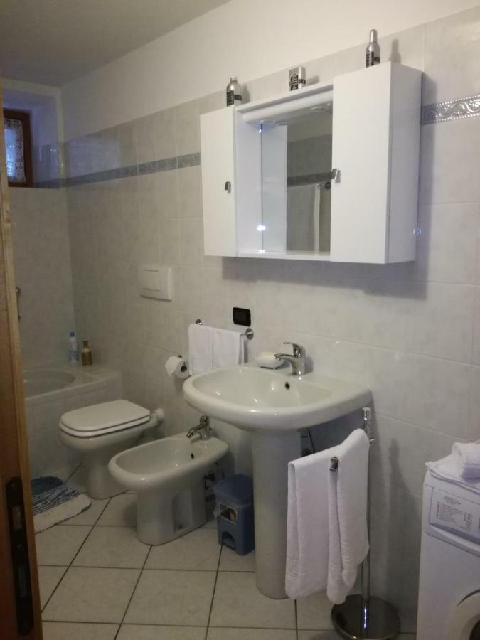 Appartamento Borgo Antico Oliveto Lario Extérieur photo
